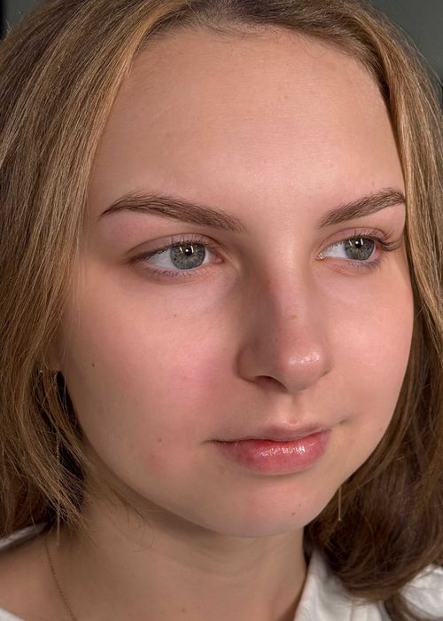 Pensat & Vopsit Sprâncene